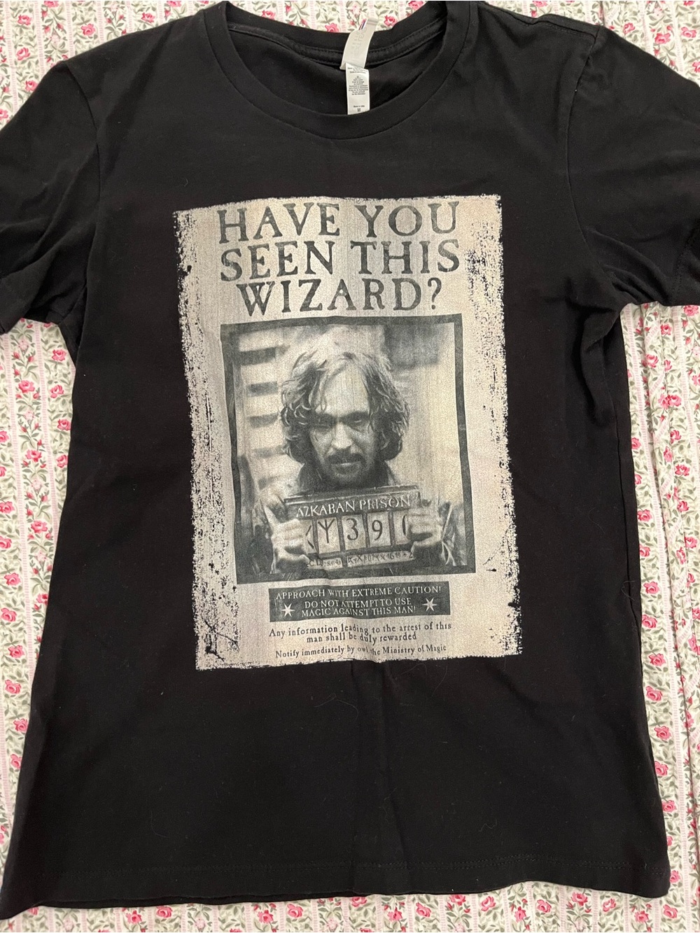 Have You Seen This Wizard? Black Graphic T‑Shirt
